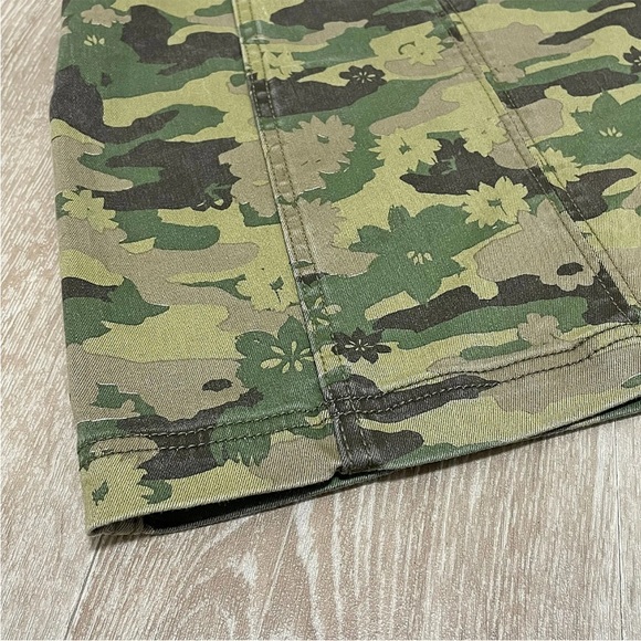 Free People Khaki Army Green Camo Modern Femme Mini Skirt US 6/ UK 10 BNWT - Picture 2 of 6